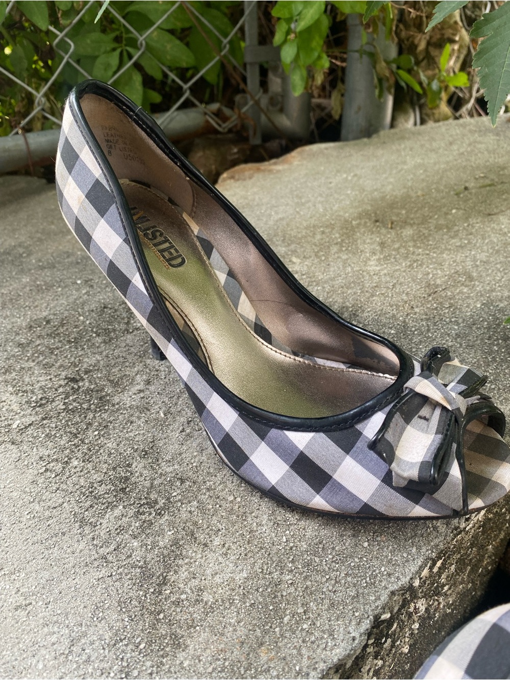 Vintage Unlisted by Kenneth Cole Black & White Plaid Peep-Toe Heels with Bow - Picture 5 of 12